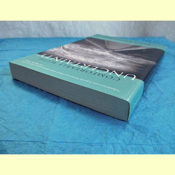 Book - Comfortable with Uncertainty: Teachings on Cultivating Fearlessness - Picture 14 of 15